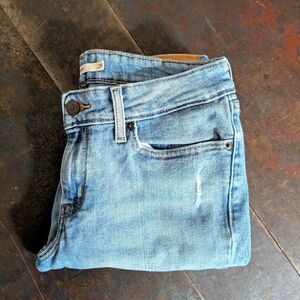 Levi's Women's 711 Skinny Jeans, Size 29